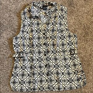 Black and White Boxy Button Down Top with Mandarin Collar